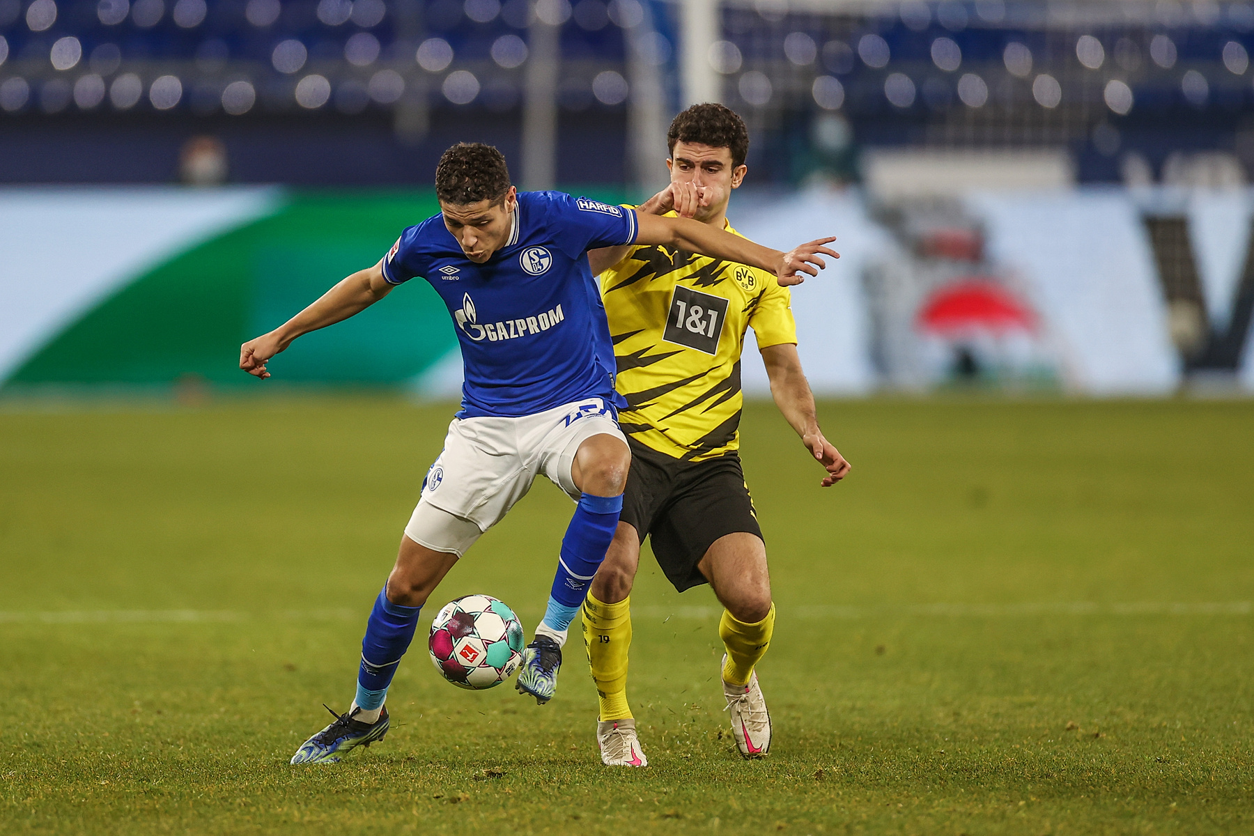 Schalke 04 Gelsenkirchen – Borussia Dortmund typy i kursy bukmacherskie